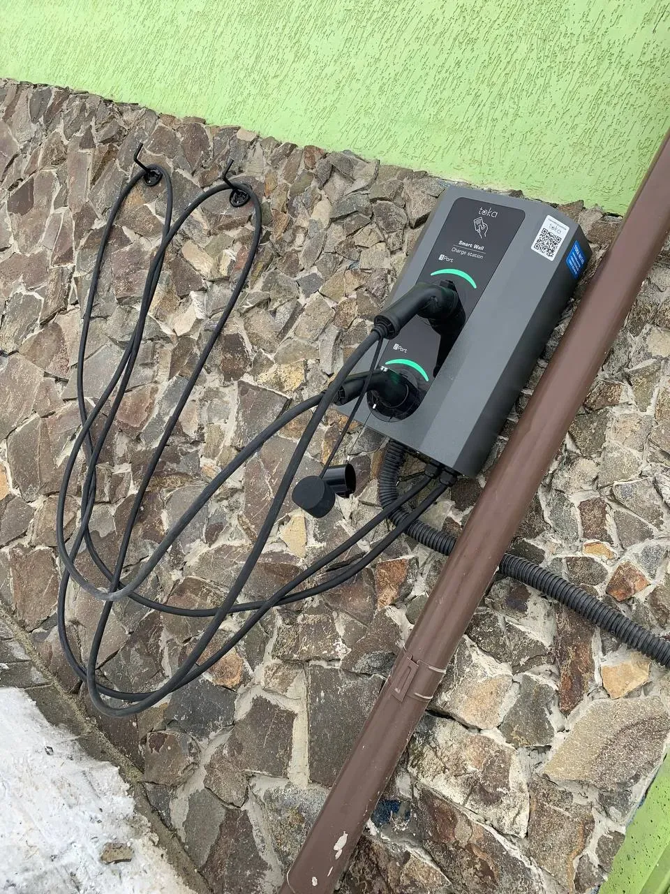 Зарядна станція EcoStatus — Ресторан-готель «Чертур», с. Явора, Львівська обл.