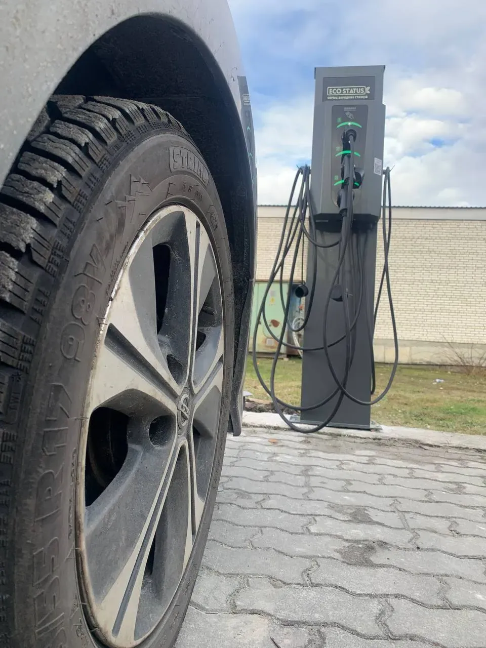 Зарядна станція EcoStatus — Ринок «Шувар», Львів